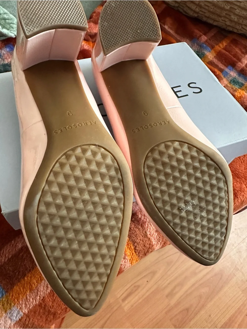 AEROSOLES Light Pink Patent Block Heel Pumps